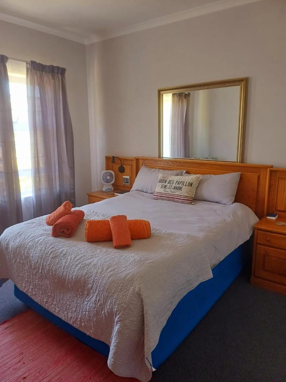 Jaco And Liz'S Sea Get Away Bed & Breakfast Hermanus Exterior photo